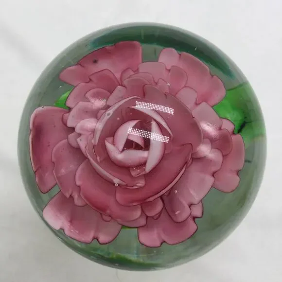 VTG Chinese Art Glass Rose Paperweight - Picture 5 of 7